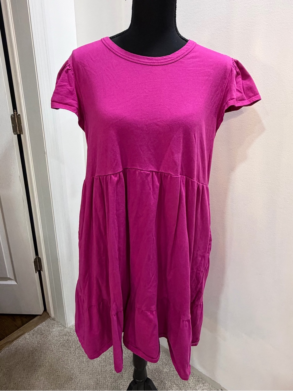 Time and Tru Fuchsia Short Sleeve Babydoll Dress